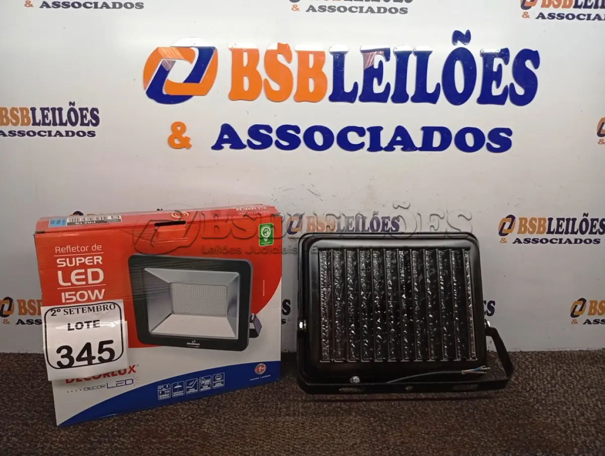 LOTE 345 - 01 REFLETOR DECORLED SUPERLED 220V 150W LUZ BRANCA DECORLUX NOVO (NO ESTADO) ATENÇÃO! FAZER A VISITAÇÃO ANTES DE ARREMATAR, NÃO SABEMOS SE FUNCIONA. LEILÃO NÃO TEM GARANTIA E NEM DEVOLUÇÃO, SUJEITO A POSSÍVEIS AVARIAS VISÍVEIS/OCULTAS E/OU AUSÊNCIA DE COMPONENTES.