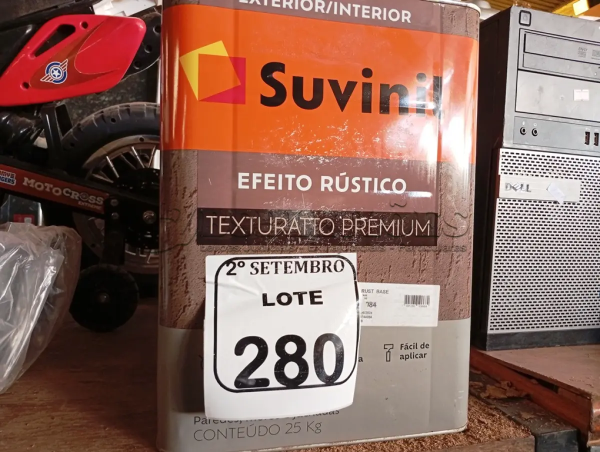 LOTE 280 - 01 LATA DE TINTA SUVINIL EFEITO RUSTICO TEXTURIZADO PRETO 25KG. (NO ESTADO) ATENÇÃO! FAZER A VISITAÇÃO ANTES DE ARREMATAR, NÃO SABEMOS SE FUNCIONA. LEILÃO NÃO TEM GARANTIA E NEM DEVOLUÇÃO, SUJEITO A POSSÍVEIS AVARIAS VISÍVEIS/OCULTAS E/OU AUSÊNCIA DE COMPONENTES.