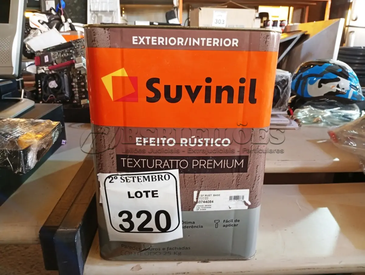 LOTE 320 - 01 LATA DE TINTA SUVINIL EFEITO RUSTICO TEXTURIZADO PRETO 25KG. (NO ESTADO) ATENÇÃO! FAZER A VISITAÇÃO ANTES DE ARREMATAR, NÃO SABEMOS SE FUNCIONA. LEILÃO NÃO TEM GARANTIA E NEM DEVOLUÇÃO, SUJEITO A POSSÍVEIS AVARIAS VISÍVEIS/OCULTAS E/OU AUSÊNCIA DE COMPONENTES.