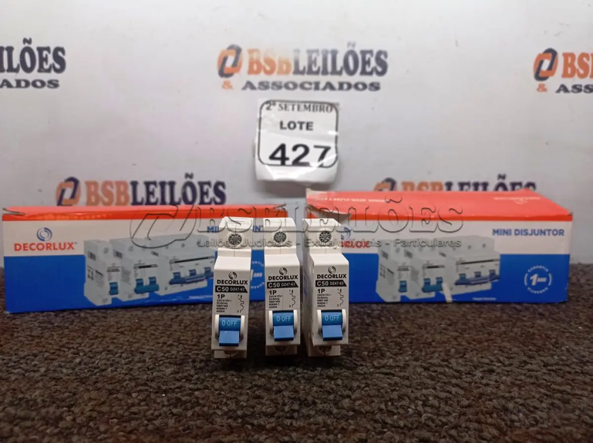 LOTE 427 - 02 CAIXAS DE MINI DISJUNTORES DECORLUX MODELO DZ47-63, CONTÉM 12 UNIDADES EM CADA CAIXA. (NO ESTADO) ATENÇÃO! FAZER A VISITAÇÃO ANTES DE ARREMATAR, NÃO SABEMOS SE FUNCIONA. LEILÃO NÃO TEM GARANTIA E NEM DEVOLUÇÃO, SUJEITO A POSSÍVEIS AVARIAS VISÍVEIS/OCULTAS E/OU AUSÊNCIA DE COMPONENTES.