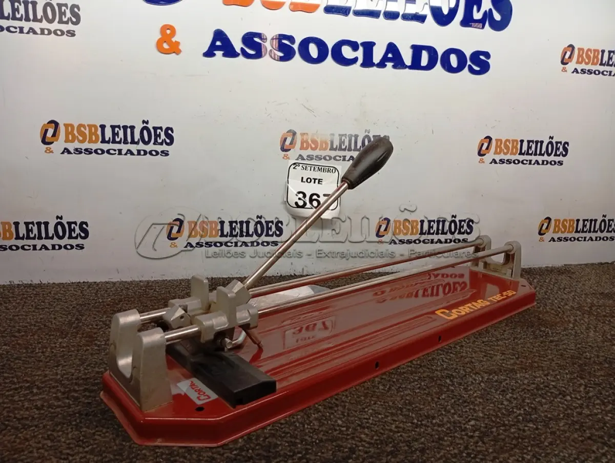 LOTE 367 - 01 CORTADOR DE PISO TEC 50 50CM CORTAG.  (NO ESTADO) ATENÇÃO! FAZER A VISITAÇÃO ANTES DE ARREMATAR, NÃO SABEMOS SE FUNCIONA. LEILÃO NÃO TEM GARANTIA E NEM DEVOLUÇÃO, SUJEITO A POSSÍVEIS AVARIAS VISÍVEIS/OCULTAS E/OU AUSÊNCIA DE COMPONENTES.