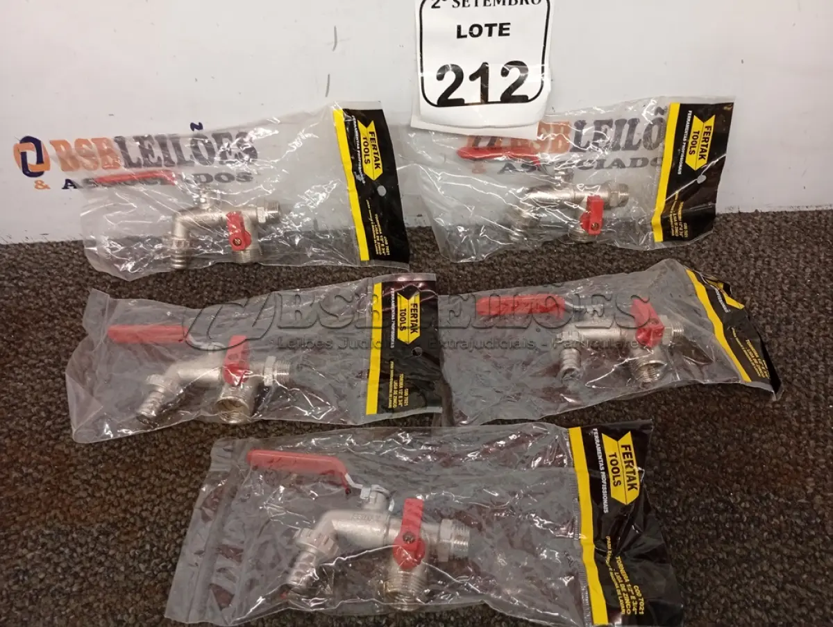 LOTE 212 - 05 TORNEIRAS ESF DUPLA TANQ/MAQ LAVAR ZINCO 1/2 X 3/4 FERTAK (NO ESTADO) ATENÇÃO! FAZER A VISITAÇÃO ANTES DE ARREMATAR, NÃO SABEMOS SE FUNCIONA. LEILÃO NÃO TEM GARANTIA E NEM DEVOLUÇÃO, SUJEITO A POSSÍVEIS AVARIAS VISÍVEIS/OCULTAS E/OU AUSÊNCIA DE COMPONENTES.