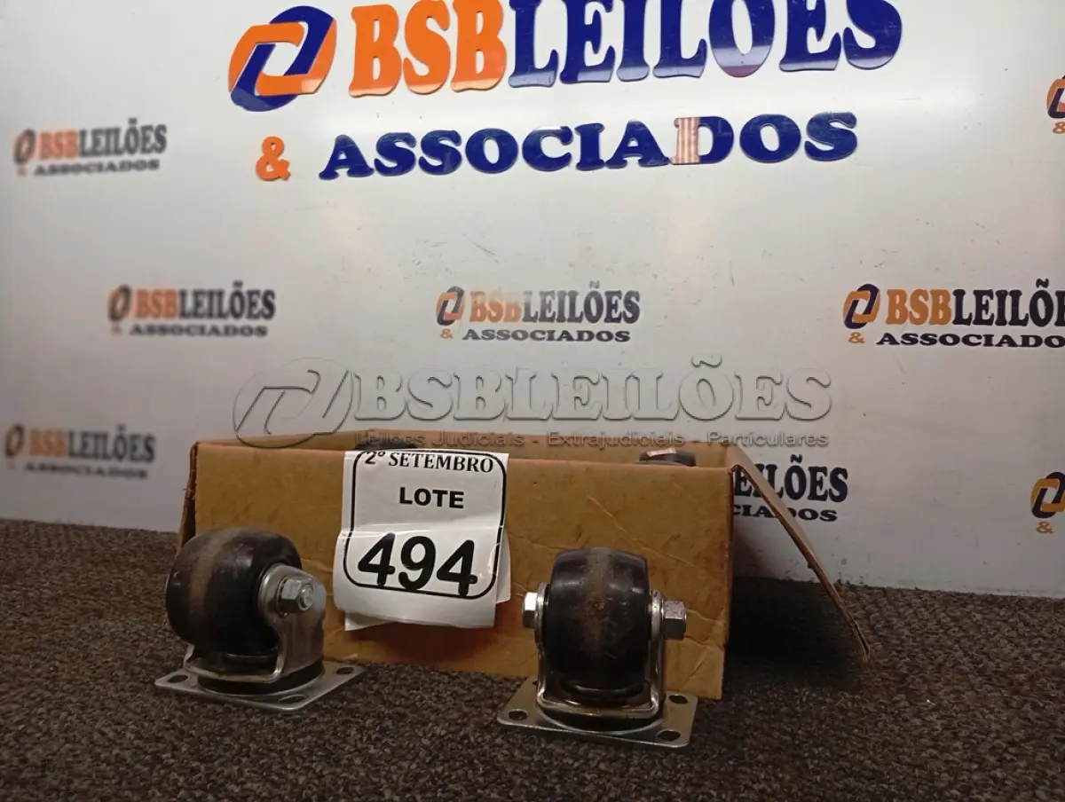 LOTE 494 - 08 RODINHAS GIRATÓRIAS. (NO ESTADO) ATENÇÃO! FAZER A VISITAÇÃO ANTES DE ARREMATAR, NÃO SABEMOS SE FUNCIONA. LEILÃO NÃO TEM GARANTIA E NEM DEVOLUÇÃO, SUJEITO A POSSÍVEIS AVARIAS VISÍVEIS/OCULTAS E/OU AUSÊNCIA DE COMPONENTES.