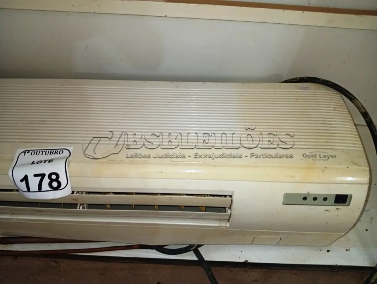 LOTE 178 - 01 EVAPORADORA GREEN. (NO ESTADO) ATENÇÃO! FAZER A VISITAÇÃO ANTES DE ARREMATAR, NÃO SABEMOS SE FUNCIONA. LEILÃO NÃO TEM GARANTIA E NEM DEVOLUÇÃO, SUJEITO A POSSÍVEIS AVARIAS VISÍVEIS/OCULTAS E/OU AUSÊNCIA DE COMPONENTES.