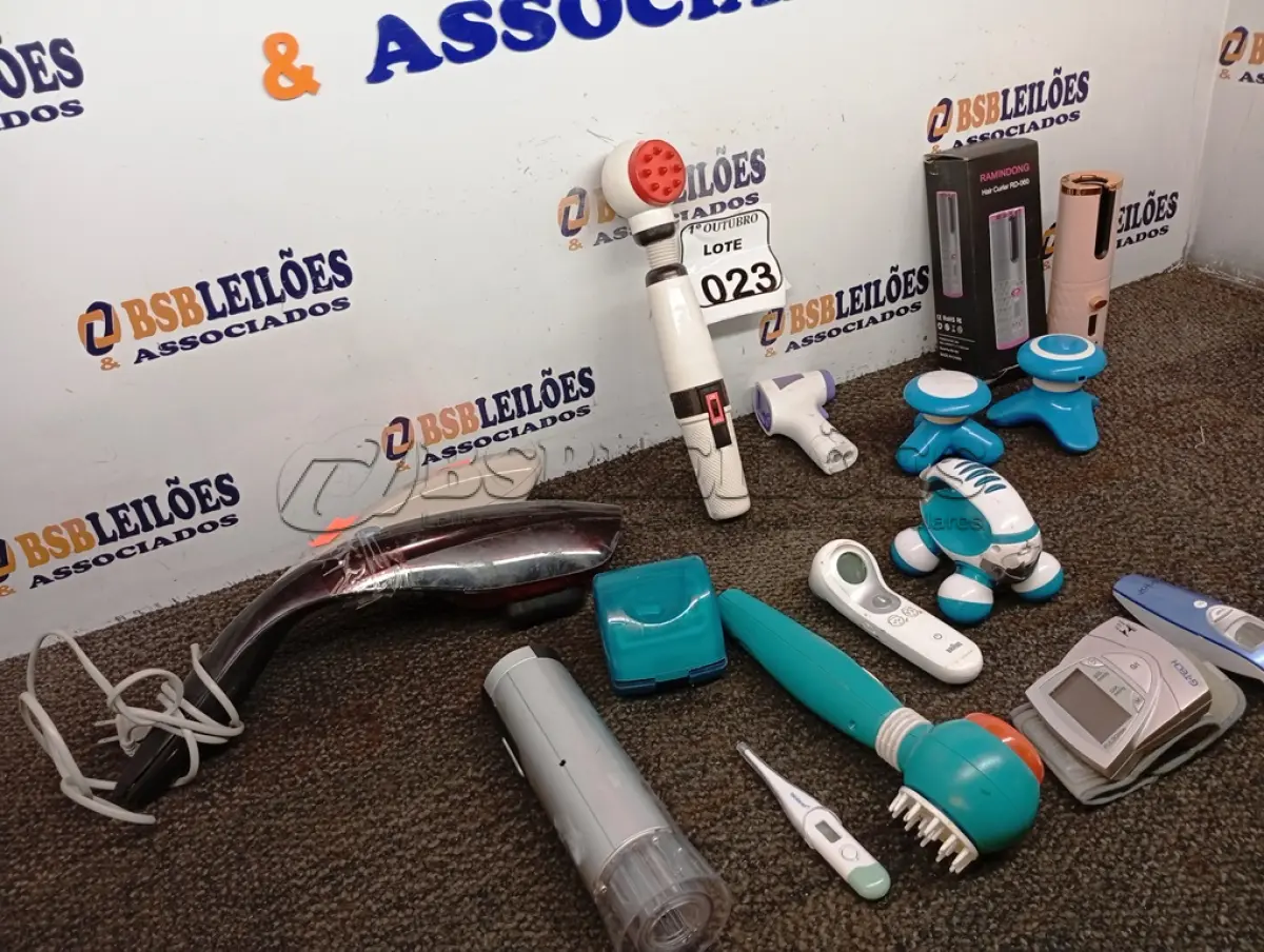 LOTE 023 - 01 LOTE COM DIVERSOS APARELHOS DE MASSAGEM. (NO ESTADO) ATENÇÃO! FAZER A VISITAÇÃO ANTES DE ARREMATAR, NÃO SABEMOS SE FUNCIONA. LEILÃO NÃO TEM GARANTIA E NEM DEVOLUÇÃO, SUJEITO A POSSÍVEIS AVARIAS VISÍVEIS/OCULTAS E/OU AUSÊNCIA DE COMPONENTES.