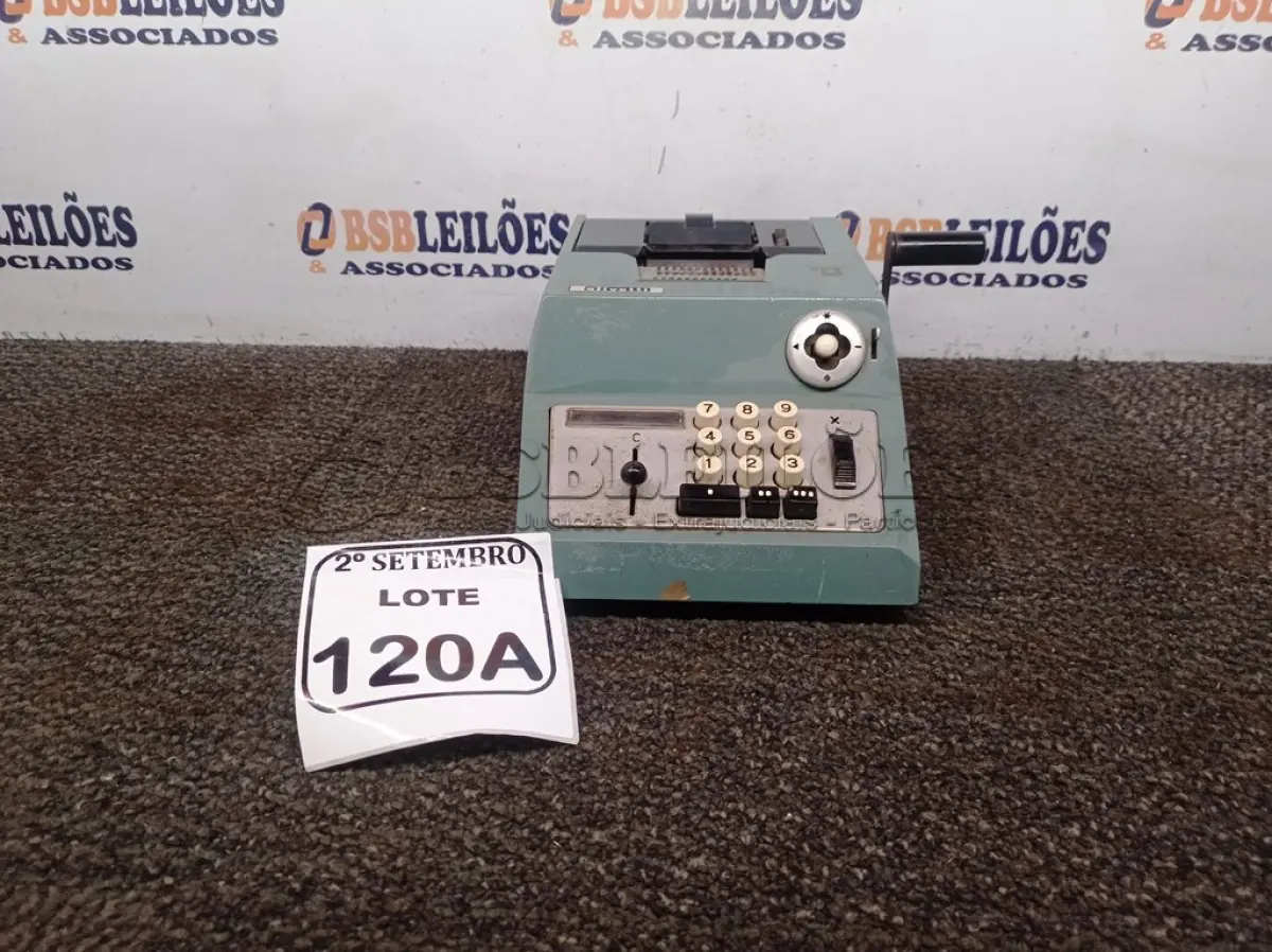 LOTE 120 - 01 CALCULADORA ANTIGA OLIVETTI. (NO ESTADO) ATENÇÃO! FAZER A VISITAÇÃO ANTES DE ARREMATAR, NÃO SABEMOS SE FUNCIONA. LEILÃO NÃO TEM GARANTIA E NEM DEVOLUÇÃO, SUJEITO A POSSÍVEIS AVARIAS VISÍVEIS/OCULTAS E/OU AUSÊNCIA DE COMPONENTES.
