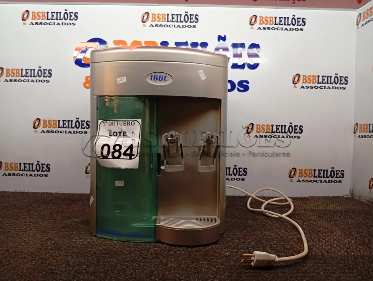 LOTE 084 - 01 BEBEDOURO DE BANCADA IBBL. (NO ESTADO) ATENÇÃO! FAZER A VISITAÇÃO ANTES DE ARREMATAR, NÃO SABEMOS SE FUNCIONA. LEILÃO NÃO TEM GARANTIA E NEM DEVOLUÇÃO, SUJEITO A POSSÍVEIS AVARIAS VISÍVEIS/OCULTAS E/OU AUSÊNCIA DE COMPONENTES.