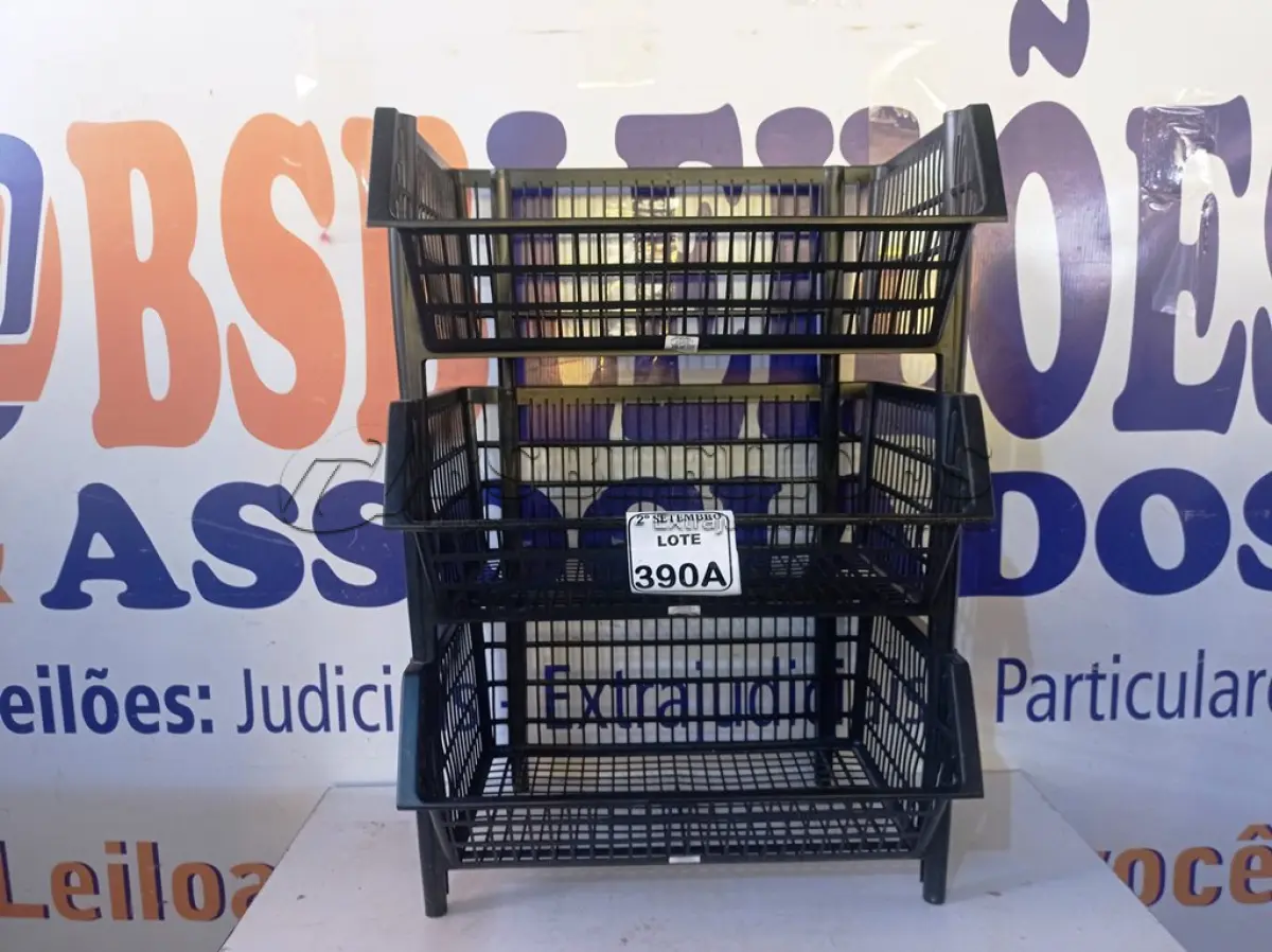 LOTE 390 - 03 CESTAS ORGANIZADORA PARA FRUTAS OU FERRAMENTAS (NO ESTADO) ATENÇÃO! FAZER A VISITAÇÃO ANTES DE ARREMATAR, NÃO SABEMOS SE FUNCIONA. LEILÃO NÃO TEM GARANTIA E NEM DEVOLUÇÃO, SUJEITO A POSSÍVEIS AVARIAS VISÍVEIS/OCULTAS E/OU AUSÊNCIA DE COMPONENTES.