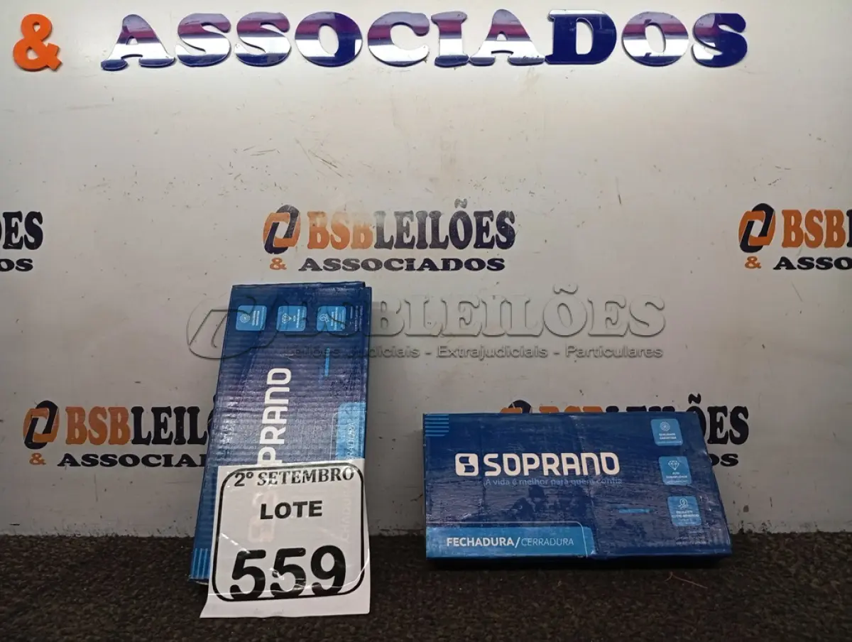 LOTE 559 - 02 FECHADURAS POPLINE ALAVANCA CR SOPRANO (NO ESTADO) ATENÇÃO! FAZER A VISITAÇÃO ANTES DE ARREMATAR, NÃO SABEMOS SE FUNCIONA. LEILÃO NÃO TEM GARANTIA E NEM DEVOLUÇÃO, SUJEITO A POSSÍVEIS AVARIAS VISÍVEIS/OCULTAS E/OU AUSÊNCIA DE COMPONENTES.