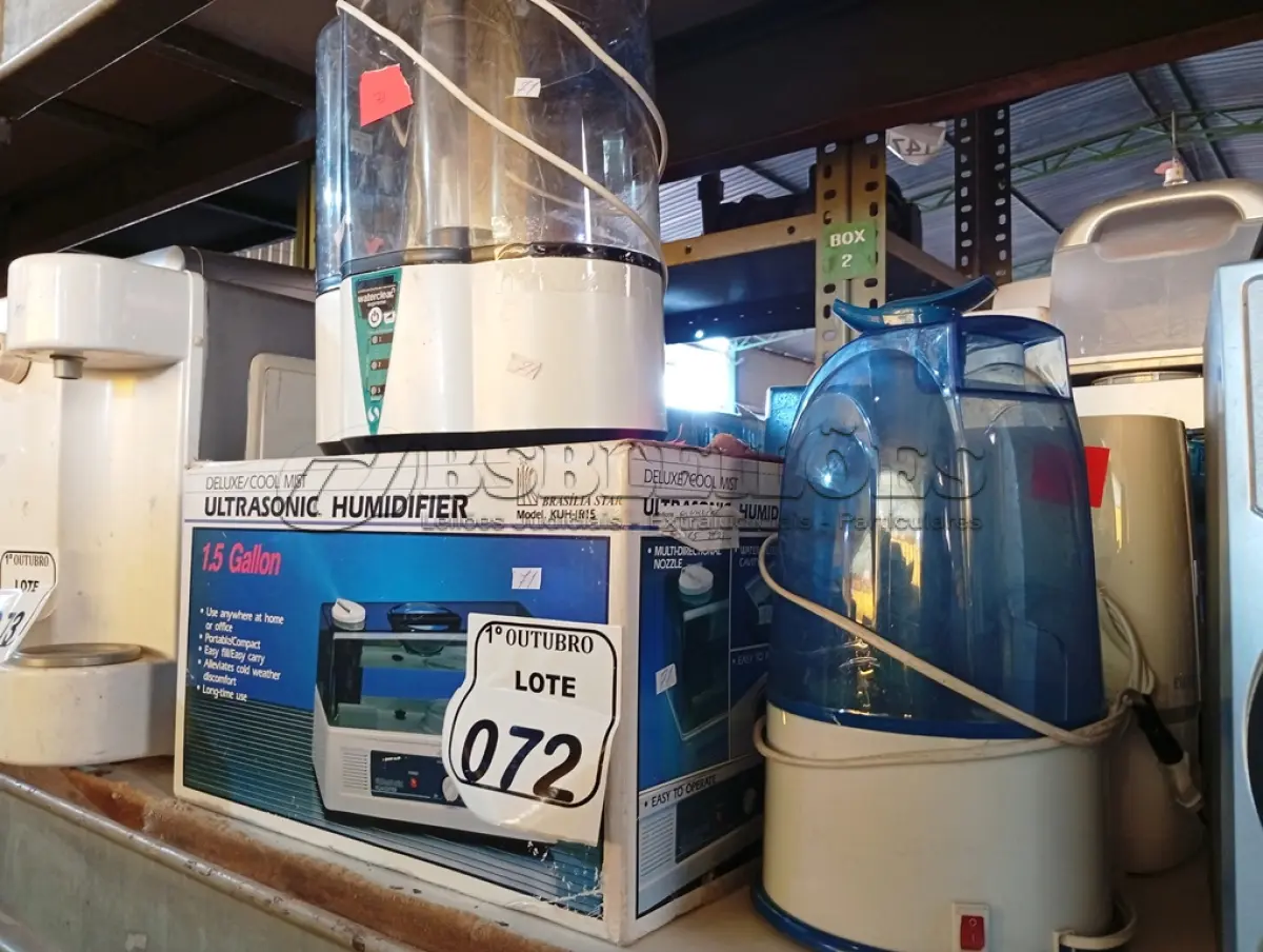 LOTE 072 - 01 LOTE COM DIVERSOS HUMIDIFICADORES DE AR. (NO ESTADO) ATENÇÃO! FAZER A VISITAÇÃO ANTES DE ARREMATAR, NÃO SABEMOS SE FUNCIONA. LEILÃO NÃO TEM GARANTIA E NEM DEVOLUÇÃO, SUJEITO A POSSÍVEIS AVARIAS VISÍVEIS/OCULTAS E/OU AUSÊNCIA DE COMPONENTES.