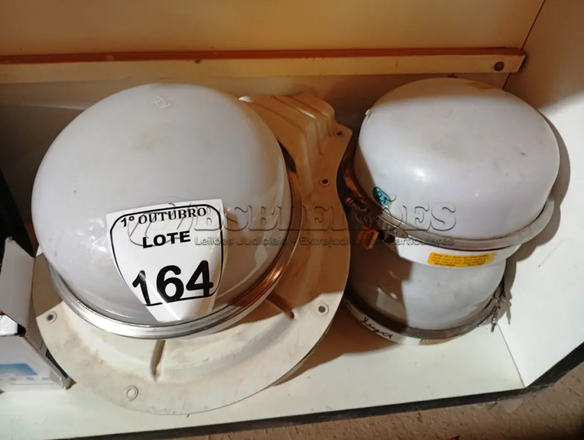 LOTE 164 - 04 RASTREADORES AUTOTRACK INCOMPLETOS.  (NO ESTADO) ATENÇÃO! FAZER A VISITAÇÃO ANTES DE ARREMATAR, NÃO SABEMOS SE FUNCIONA. LEILÃO NÃO TEM GARANTIA E NEM DEVOLUÇÃO, SUJEITO A POSSÍVEIS AVARIAS VISÍVEIS/OCULTAS E/OU AUSÊNCIA DE COMPONENTES.