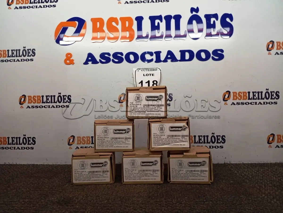 LOTE 118 - 05 REFLETORES CRISTAL POWER 13W SUMMER RGB CABO 1,75M. (NO ESTADO) ATENÇÃO! FAZER A VISITAÇÃO ANTES DE ARREMATAR, NÃO SABEMOS SE FUNCIONA. LEILÃO NÃO TEM GARANTIA E NEM DEVOLUÇÃO, SUJEITO A POSSÍVEIS AVARIAS VISÍVEIS/OCULTAS E/OU AUSÊNCIA DE COMPONENTES.