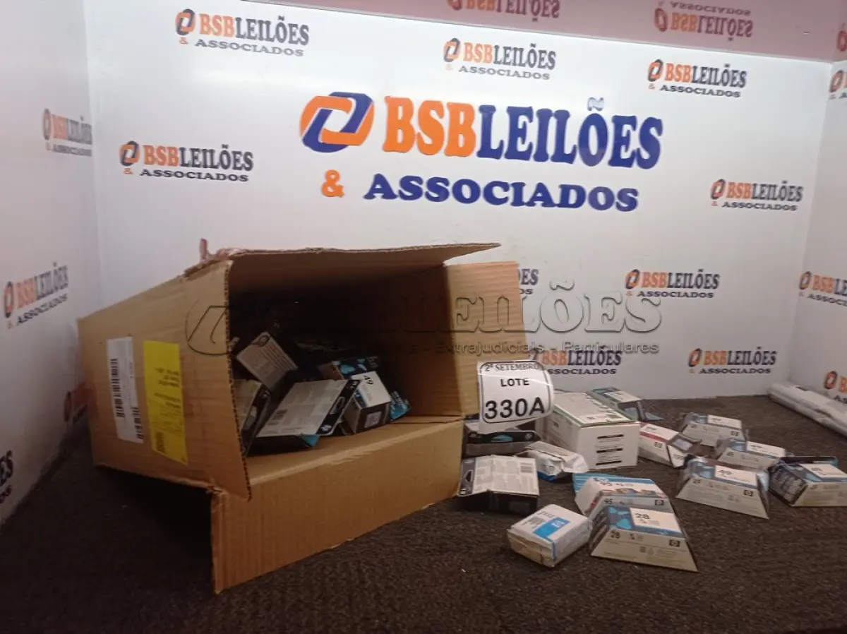 LOTE 330 - 01 LOTE COM CARTUCHOS DIVERSOS. (NO ESTADO) ATENÇÃO! FAZER A VISITAÇÃO ANTES DE ARREMATAR, NÃO SABEMOS SE FUNCIONA. LEILÃO NÃO TEM GARANTIA E NEM DEVOLUÇÃO, SUJEITO A POSSÍVEIS AVARIAS VISÍVEIS/OCULTAS E/OU AUSÊNCIA DE COMPONENTES.