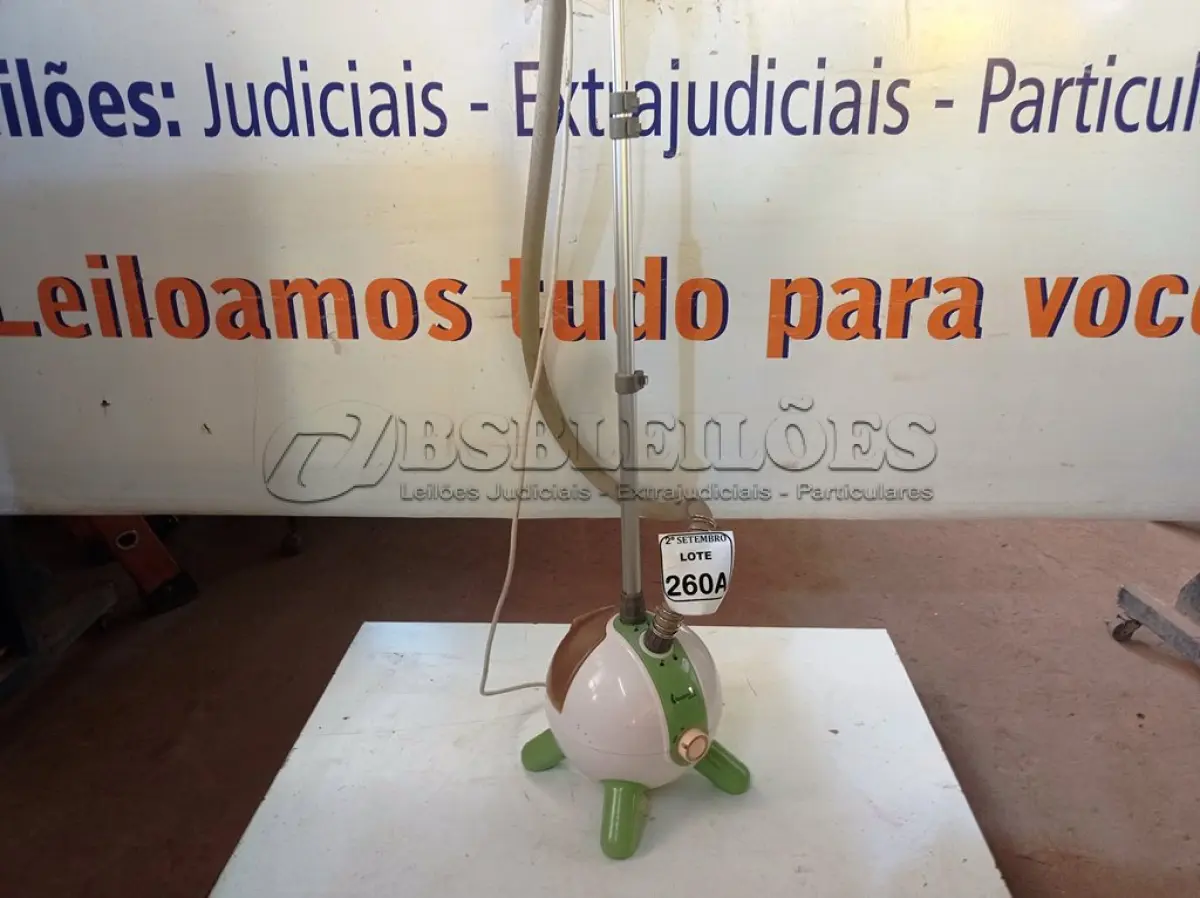 LOTE 260 - 01 FERRO DE PASSAR A VAPOR STEAM MAX. (NO ESTADO) ATENÇÃO! FAZER A VISITAÇÃO ANTES DE ARREMATAR, NÃO SABEMOS SE FUNCIONA. LEILÃO NÃO TEM GARANTIA E NEM DEVOLUÇÃO, SUJEITO A POSSÍVEIS AVARIAS VISÍVEIS/OCULTAS E/OU AUSÊNCIA DE COMPONENTES.