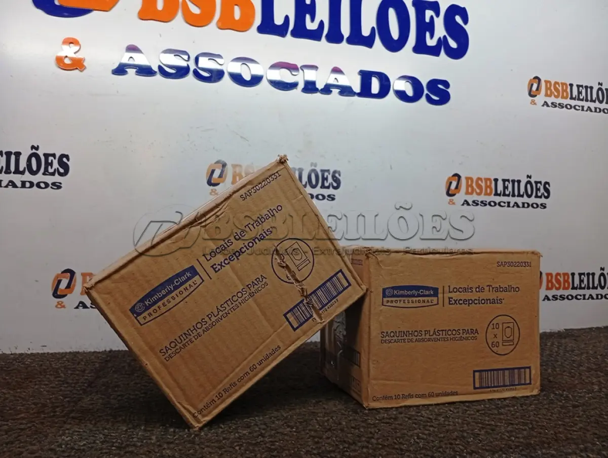 LOTE 552 - 02 CAIXAS COM SAQUINHOS PLÁSTICOS PARA DESCARTES DE ABSORVENTES, CONTEM 10 PERFIS COM 60 UNIDADES CADA E (NO ESTADO) ATENÇÃO! FAZER A VISITAÇÃO ANTES DE ARREMATAR, NÃO SABEMOS SE FUNCIONA. LEILÃO NÃO TEM GARANTIA E NEM DEVOLUÇÃO, SUJEITO A POSSÍVEIS AVARIAS VISÍVEIS/OCULTAS E/OU AUSÊNCIA DE COMPONENTES.