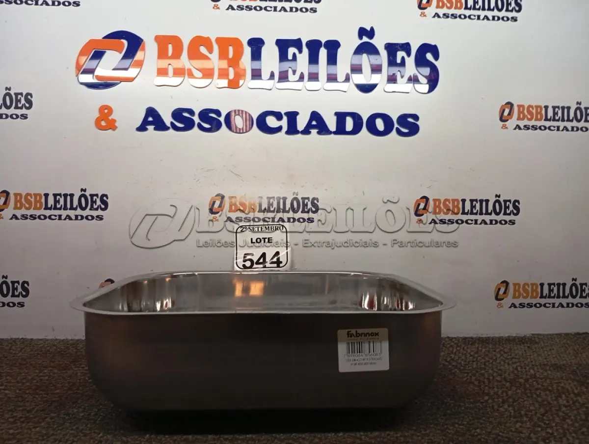 LOTE 544 - 01 CUBA INOX N3 AÇO 430 3.1/2 40X34X14 FABRINOX (NO ESTADO) ATENÇÃO! FAZER A VISITAÇÃO ANTES DE ARREMATAR, NÃO SABEMOS SE FUNCIONA. LEILÃO NÃO TEM GARANTIA E NEM DEVOLUÇÃO, SUJEITO A POSSÍVEIS AVARIAS VISÍVEIS/OCULTAS E/OU AUSÊNCIA DE COMPONENTES.