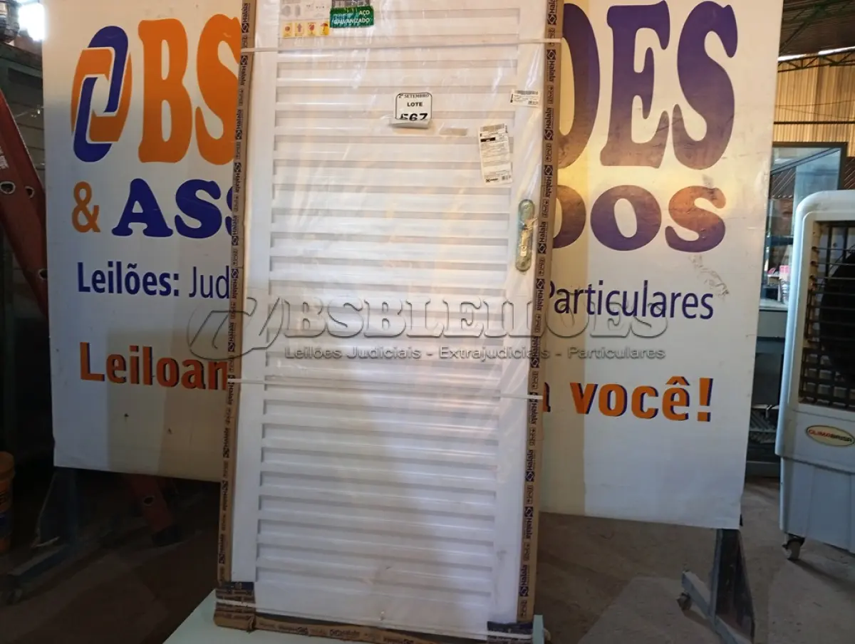 LOTE 567 - 01 PORTA VEN APD BRANCA 085X215 DIR REQ12 - HAIALA NOVO (NO ESTADO) ATENÇÃO! FAZER A VISITAÇÃO ANTES DE ARREMATAR, NÃO SABEMOS SE FUNCIONA. LEILÃO NÃO TEM GARANTIA E NEM DEVOLUÇÃO, SUJEITO A POSSÍVEIS AVARIAS VISÍVEIS/OCULTAS E/OU AUSÊNCIA DE COMPONENTES.