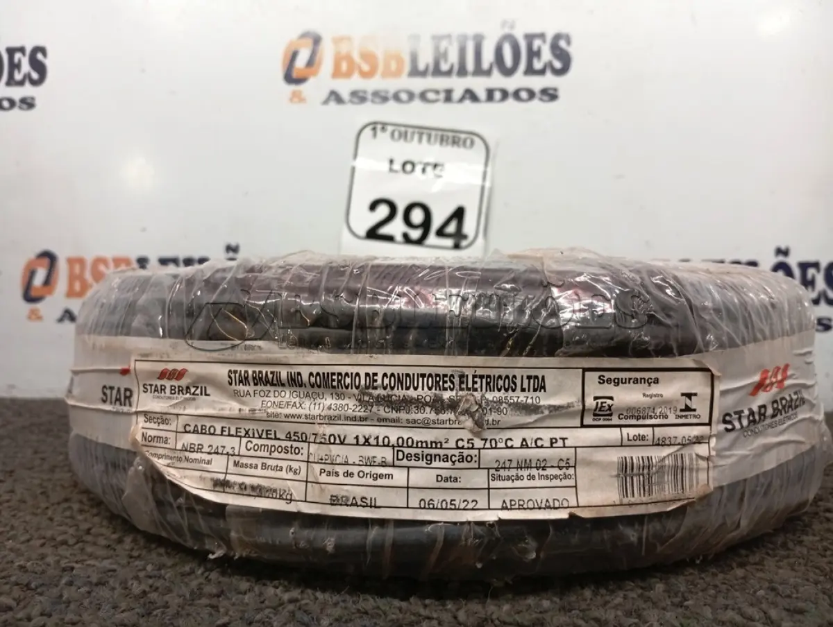 LOTE 294 - 01 ROLO DE FIO FLEXÍVEL 1X10,00MM NA COR PRETA. (NO ESTADO) ATENÇÃO! FAZER A VISITAÇÃO ANTES DE ARREMATAR, NÃO SABEMOS SE FUNCIONA. LEILÃO NÃO TEM GARANTIA E NEM DEVOLUÇÃO, SUJEITO A POSSÍVEIS AVARIAS VISÍVEIS/OCULTAS E/OU AUSÊNCIA DE COMPONENTES.
