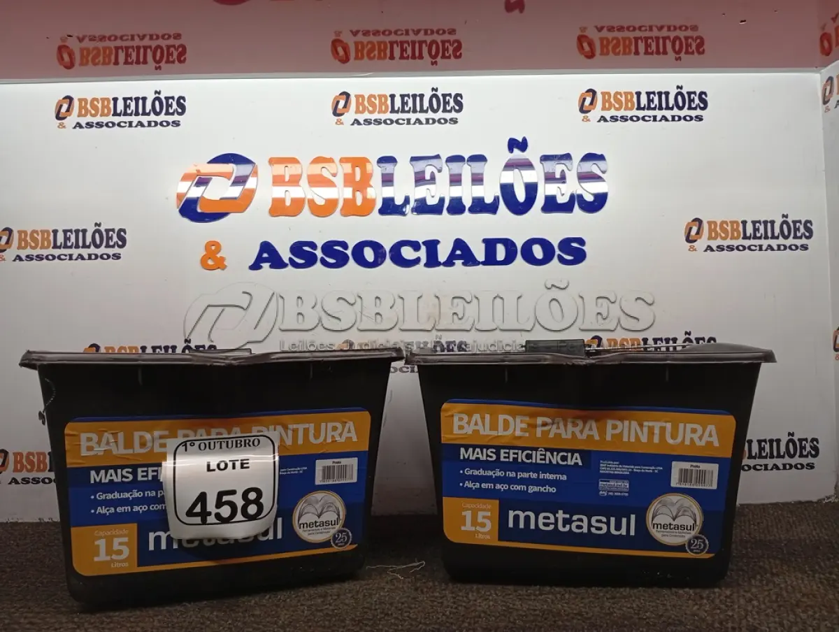 LOTE 458 - 02 BALDES P/ PINTURA. (NO ESTADO) ATENÇÃO! FAZER A VISITAÇÃO ANTES DE ARREMATAR, NÃO SABEMOS SE FUNCIONA. LEILÃO NÃO TEM GARANTIA E NEM DEVOLUÇÃO, SUJEITO A POSSÍVEIS AVARIAS VISÍVEIS/OCULTAS E/OU AUSÊNCIA DE COMPONENTES.