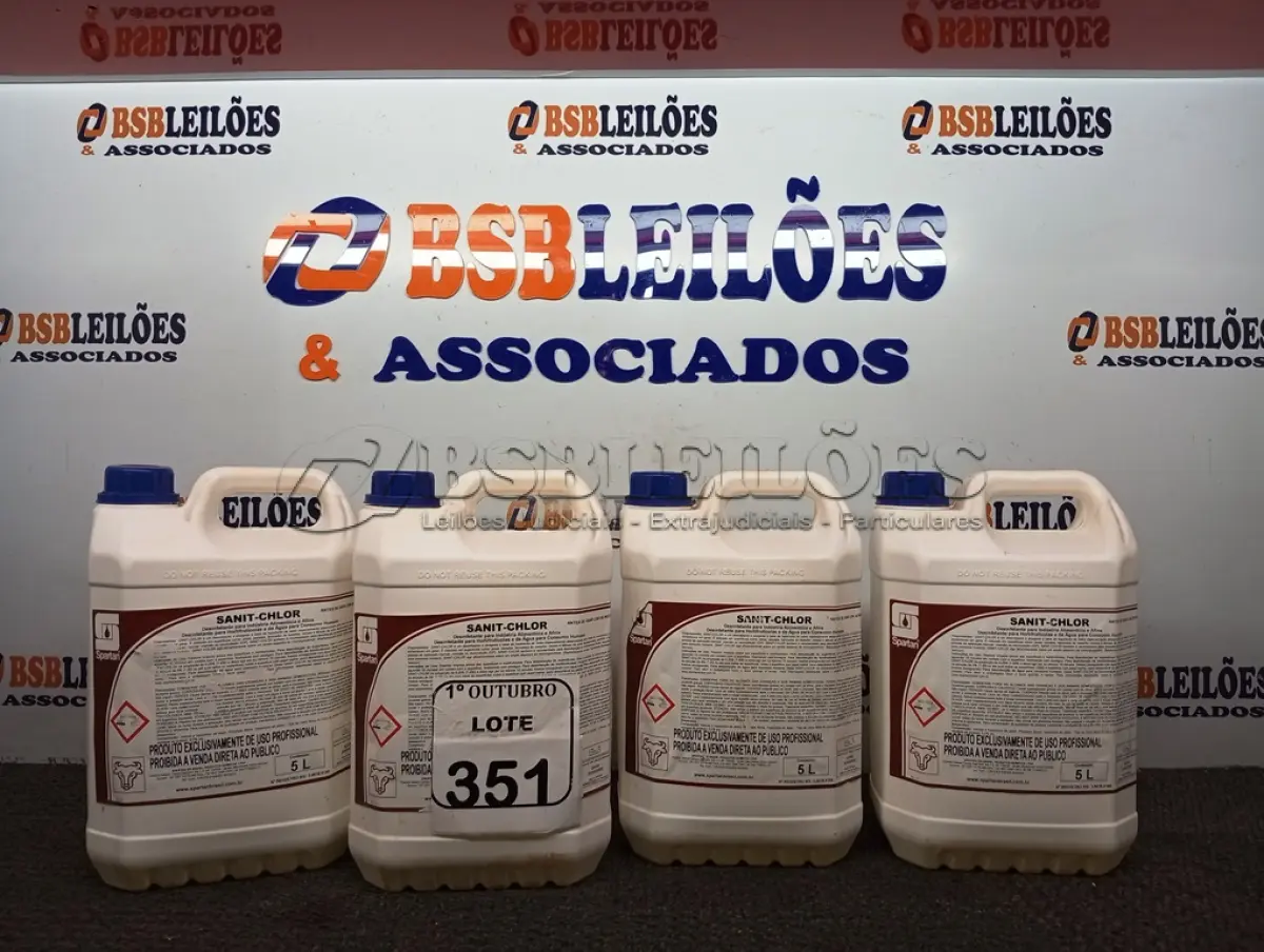 LOTE 351 - 04 GALÕES DE DESINFETANTES SANIT CHOLOR 5LITORS CADA. (NO ESTADO) ATENÇÃO! FAZER A VISITAÇÃO ANTES DE ARREMATAR, NÃO SABEMOS SE FUNCIONA. LEILÃO NÃO TEM GARANTIA E NEM DEVOLUÇÃO, SUJEITO A POSSÍVEIS AVARIAS VISÍVEIS/OCULTAS E/OU AUSÊNCIA DE COMPONENTES.
