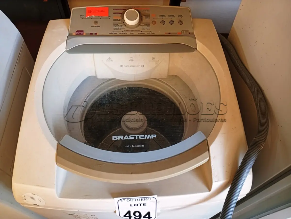 LOTE 494 - 01 MÁQUINA DE LAVAR ROUPAS BRASTEMP. (NO ESTADO) ATENÇÃO! FAZER A VISITAÇÃO ANTES DE ARREMATAR, NÃO SABEMOS SE FUNCIONA. LEILÃO NÃO TEM GARANTIA E NEM DEVOLUÇÃO, SUJEITO A POSSÍVEIS AVARIAS VISÍVEIS/OCULTAS E/OU AUSÊNCIA DE COMPONENTES.