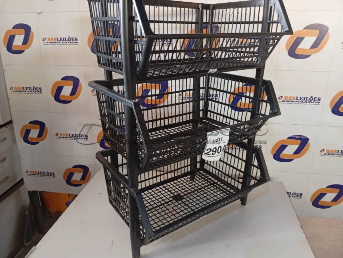 LOTE 290 - 03 CESTOS. (NO ESTADO) ATENÇÃO! FAZER A VISITAÇÃO ANTES DE ARREMATAR, NÃO SABEMOS SE FUNCIONA. LEILÃO NÃO TEM GARANTIA E NEM DEVOLUÇÃO, SUJEITO A POSSÍVEIS AVARIAS VISÍVEIS/OCULTAS E/OU AUSÊNCIA DE COMPONENTES.