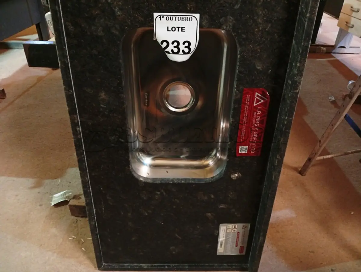 LOTE 233 - 01 PIA VERDE UBATUBA DE 1X20M. (NO ESTADO) ATENÇÃO! FAZER A VISITAÇÃO ANTES DE ARREMATAR, NÃO SABEMOS SE FUNCIONA. LEILÃO NÃO TEM GARANTIA E NEM DEVOLUÇÃO, SUJEITO A POSSÍVEIS AVARIAS VISÍVEIS/OCULTAS E/OU AUSÊNCIA DE COMPONENTES.