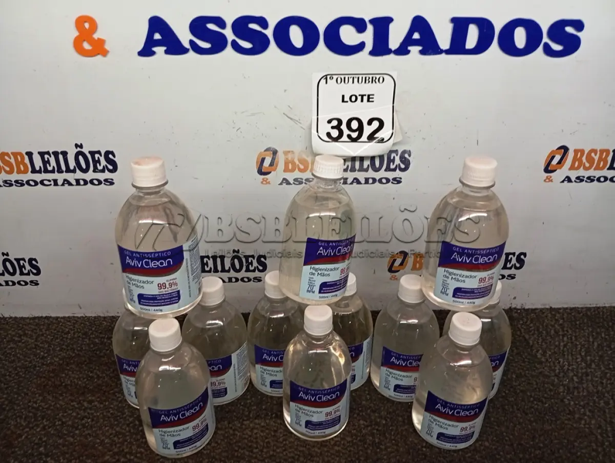 LOTE 392 - 12 POTES DE ÁLCOOL-GEL AVIV CLEAN DE 500ML CADA. (NO ESTADO) ATENÇÃO! FAZER A VISITAÇÃO ANTES DE ARREMATAR, NÃO SABEMOS SE FUNCIONA. LEILÃO NÃO TEM GARANTIA E NEM DEVOLUÇÃO, SUJEITO A POSSÍVEIS AVARIAS VISÍVEIS/OCULTAS E/OU AUSÊNCIA DE COMPONENTES.