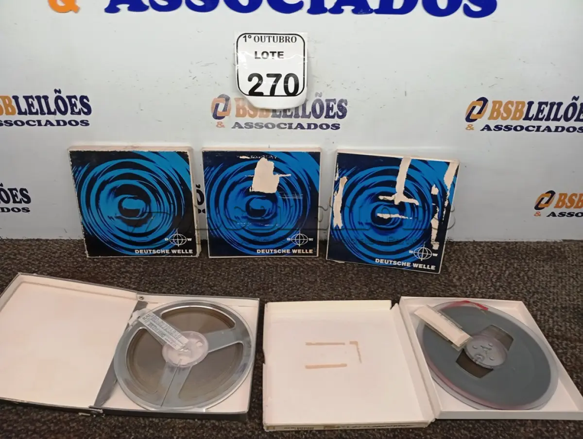 LOTE 270 - 05 FITAS DE ROLO P/ GRAVADOR. (NO ESTADO) ATENÇÃO! FAZER A VISITAÇÃO ANTES DE ARREMATAR, NÃO SABEMOS SE FUNCIONA. LEILÃO NÃO TEM GARANTIA E NEM DEVOLUÇÃO, SUJEITO A POSSÍVEIS AVARIAS VISÍVEIS/OCULTAS E/OU AUSÊNCIA DE COMPONENTES.