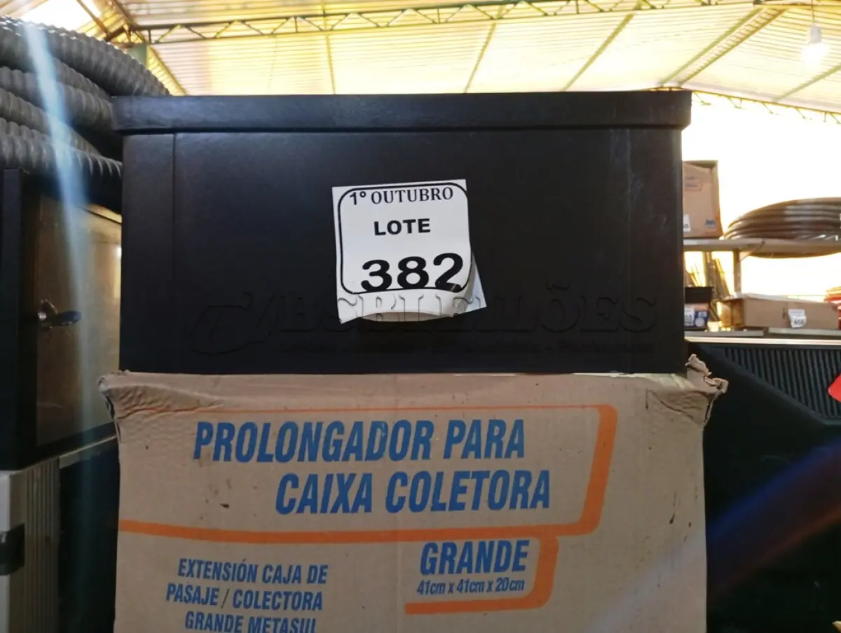 LOTE 382 - 01 PROLONGADORA PARA CAIXA COLETORA. (NO ESTADO) ATENÇÃO! FAZER A VISITAÇÃO ANTES DE ARREMATAR, NÃO SABEMOS SE FUNCIONA. LEILÃO NÃO TEM GARANTIA E NEM DEVOLUÇÃO, SUJEITO A POSSÍVEIS AVARIAS VISÍVEIS/OCULTAS E/OU AUSÊNCIA DE COMPONENTES.