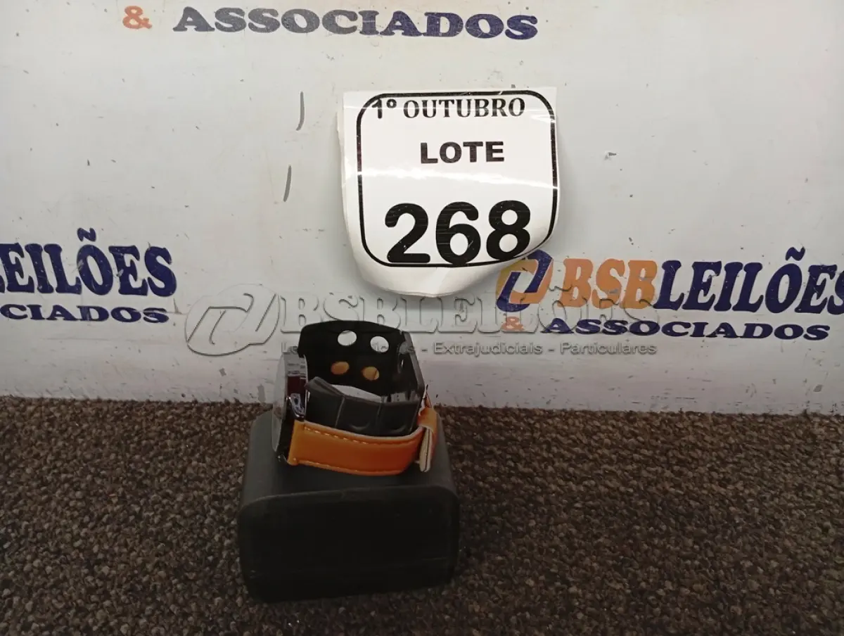 LOTE 268 - 01 RELÓGIO DE PULSO GENOVA. (NO ESTADO) ATENÇÃO! FAZER A VISITAÇÃO ANTES DE ARREMATAR, NÃO SABEMOS SE FUNCIONA. LEILÃO NÃO TEM GARANTIA E NEM DEVOLUÇÃO, SUJEITO A POSSÍVEIS AVARIAS VISÍVEIS/OCULTAS E/OU AUSÊNCIA DE COMPONENTES.