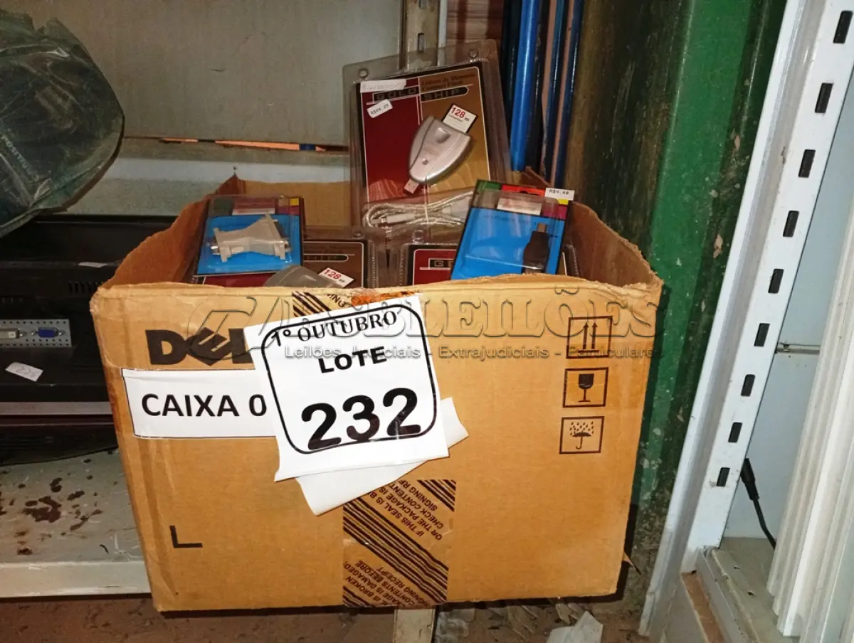 LOTE 232 - 01 LOTE C/DIVERSOS LEITORES DE MEMÓRIA E ADAPTADORES USB. (NO ESTADO) ATENÇÃO! FAZER A VISITAÇÃO ANTES DE ARREMATAR, NÃO SABEMOS SE FUNCIONA. LEILÃO NÃO TEM GARANTIA E NEM DEVOLUÇÃO, SUJEITO A POSSÍVEIS AVARIAS VISÍVEIS/OCULTAS E/OU AUSÊNCIA DE COMPONENTES.
