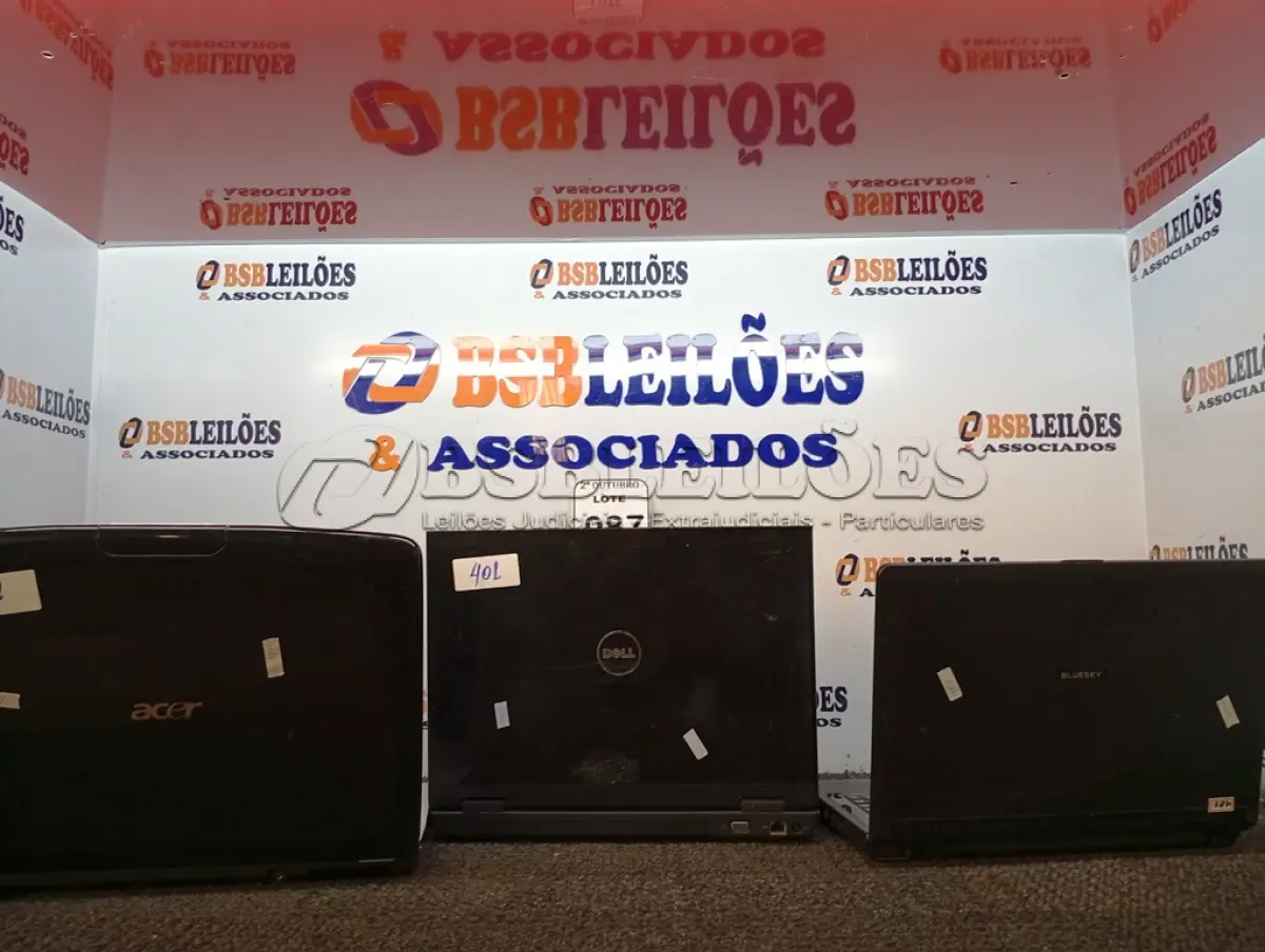 LOTE 087 - 03 NOTEBOOKS MARCAS E MODELOS DIVERSOS P RETIRADA DE PEÇAS. (NO ESTADO) ATENÇÃO! FAZER A VISITAÇÃO ANTES DE ARREMATAR, NÃO SABEMOS SE FUNCIONA. LEILÃO NÃO TEM GARANTIA E NEM DEVOLUÇÃO, SUJEITO A POSSÍVEIS AVARIAS VISÍVEIS/OCULTAS E/OU AUSÊNCIA DE COMPONENTES.