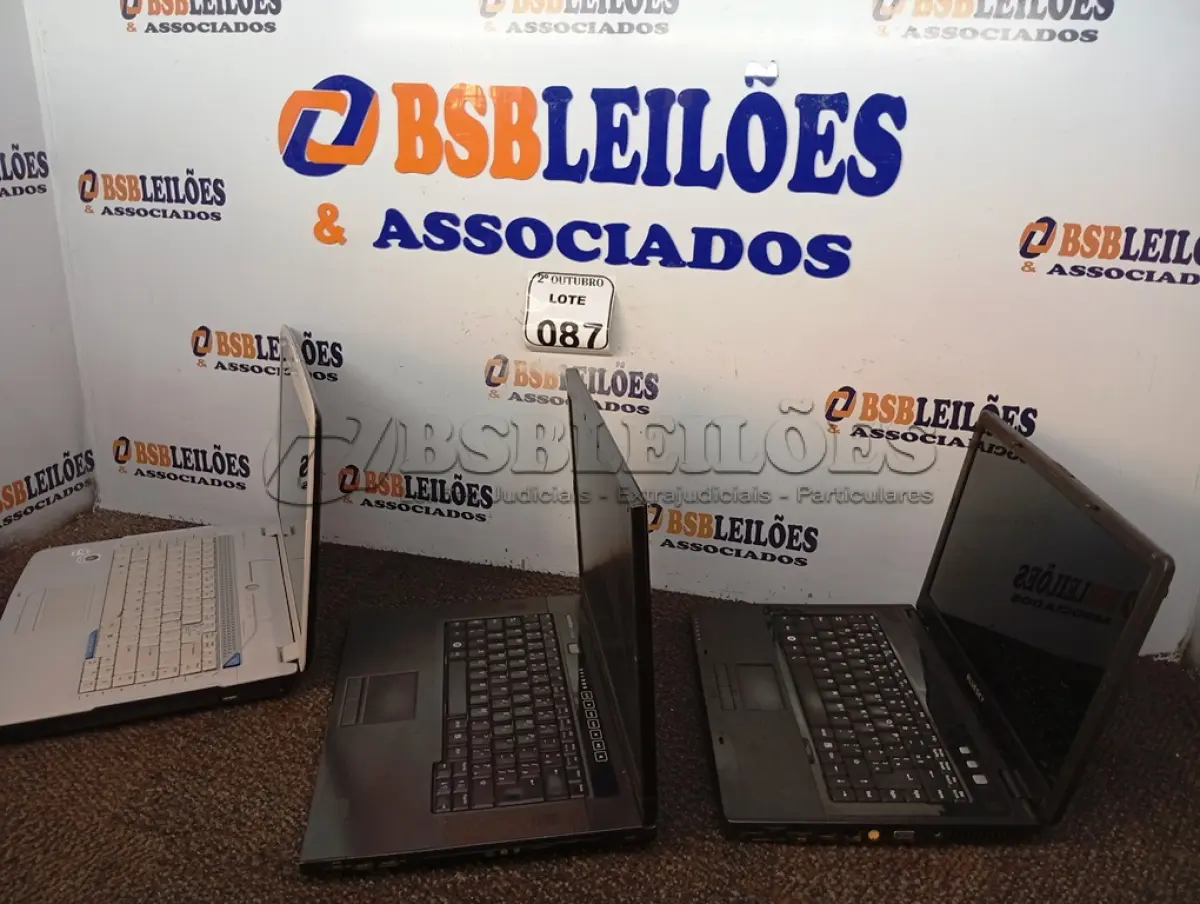 LOTE 087 - 03 NOTEBOOKS MARCAS E MODELOS DIVERSOS P RETIRADA DE PEÇAS. (NO ESTADO) ATENÇÃO! FAZER A VISITAÇÃO ANTES DE ARREMATAR, NÃO SABEMOS SE FUNCIONA. LEILÃO NÃO TEM GARANTIA E NEM DEVOLUÇÃO, SUJEITO A POSSÍVEIS AVARIAS VISÍVEIS/OCULTAS E/OU AUSÊNCIA DE COMPONENTES.