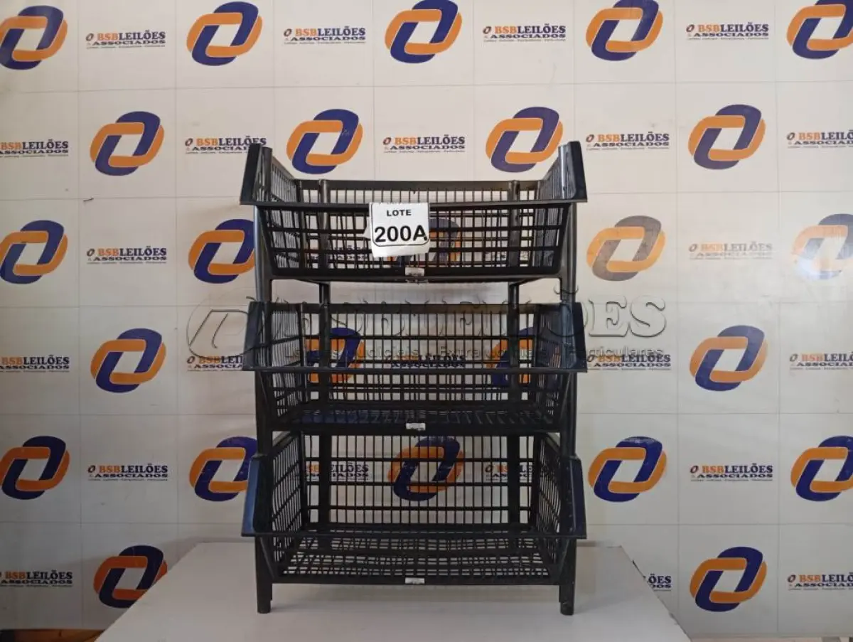 LOTE 200 - 03 CESTOS. (NO ESTADO) ATENÇÃO! FAZER A VISITAÇÃO ANTES DE ARREMATAR, NÃO SABEMOS SE FUNCIONA. LEILÃO NÃO TEM GARANTIA E NEM DEVOLUÇÃO, SUJEITO A POSSÍVEIS AVARIAS VISÍVEIS/OCULTAS E/OU AUSÊNCIA DE COMPONENTES.
