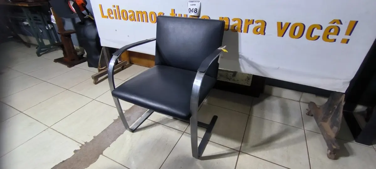 LOTE 048