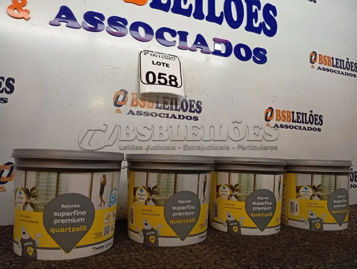 LOTE 058 - 04 POTES DE REJUNTE SUPERFINO PREMIUM QUARTZOLIT DE 2KG CADA. (NO ESTADO) ATENÇÃO! FAZER A VISITAÇÃO ANTES DE ARREMATAR, NÃO SABEMOS SE FUNCIONA. LEILÃO NÃO TEM GARANTIA E NEM DEVOLUÇÃO, SUJEITO A POSSÍVEIS AVARIAS VISÍVEIS/OCULTAS E/OU AUSÊNCIA DE COMPONENTES.