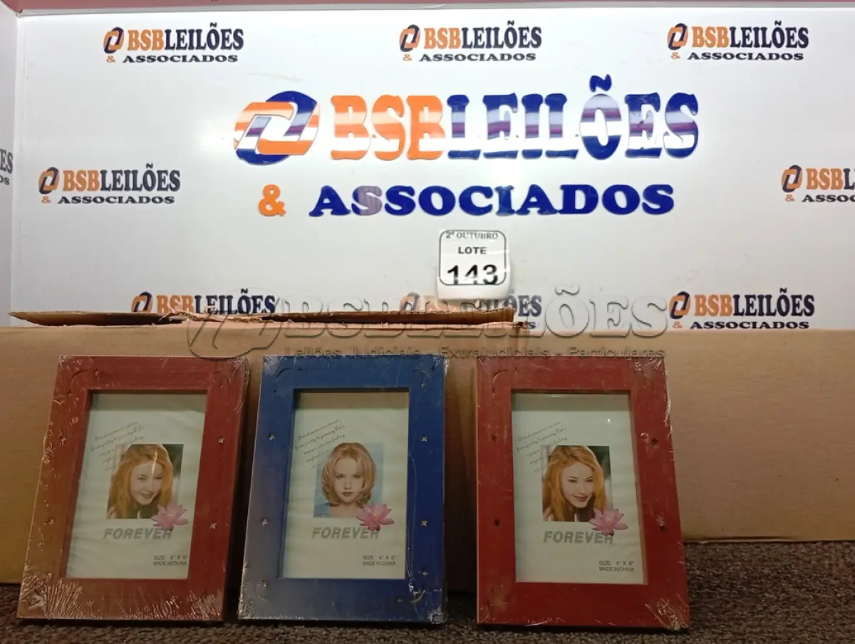 LOTE 143 - 01 LOTE COM GRANDE QUANTIDADE DE MATERIAIS DIVERSOS. (NO ESTADO) ATENÇÃO! FAZER A VISITAÇÃO ANTES DE ARREMATAR, NÃO SABEMOS SE FUNCIONA. LEILÃO NÃO TEM GARANTIA E NEM DEVOLUÇÃO, SUJEITO A POSSÍVEIS AVARIAS VISÍVEIS/OCULTAS E/OU AUSÊNCIA DE COMPONENTES.