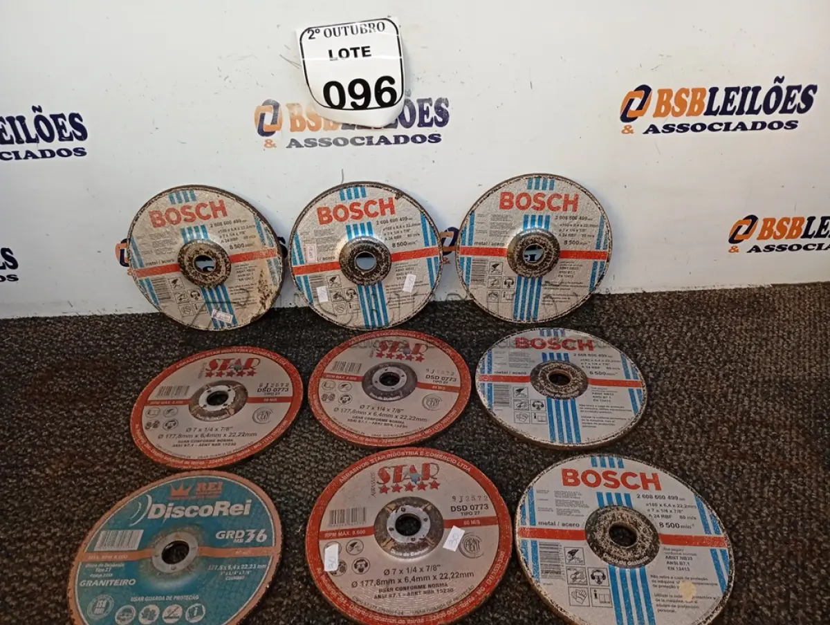 LOTE 096 - 10 DISCOS DE DESBASTE DIVERSOS. (NO ESTADO) ATENÇÃO! FAZER A VISITAÇÃO ANTES DE ARREMATAR, NÃO SABEMOS SE FUNCIONA. LEILÃO NÃO TEM GARANTIA E NEM DEVOLUÇÃO, SUJEITO A POSSÍVEIS AVARIAS VISÍVEIS/OCULTAS E/OU AUSÊNCIA DE COMPONENTES.