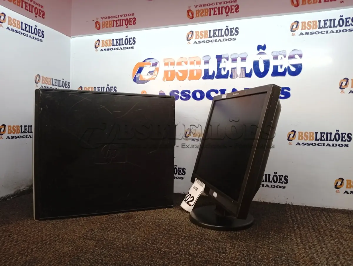 LOTE 002 - 01 NOTEBOOK MARCA LENOVO E 01 CPU HP. (NO ESTADO) ATENÇÃO! FAZER A VISITAÇÃO ANTES DE ARREMATAR, NÃO SABEMOS SE FUNCIONA. LEILÃO NÃO TEM GARANTIA E NEM DEVOLUÇÃO, SUJEITO A POSSÍVEIS AVARIAS VISÍVEIS/OCULTAS E/OU AUSÊNCIA DE COMPONENTES.