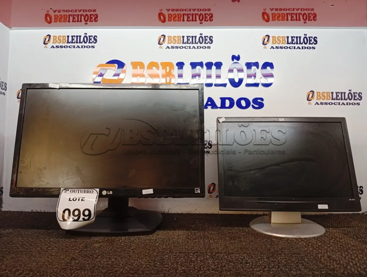 LOTE 099 - 02 MONITORES HP E LG. (NO ESTADO) ATENÇÃO! FAZER A VISITAÇÃO ANTES DE ARREMATAR, NÃO SABEMOS SE FUNCIONA. LEILÃO NÃO TEM GARANTIA E NEM DEVOLUÇÃO, SUJEITO A POSSÍVEIS AVARIAS VISÍVEIS/OCULTAS E/OU AUSÊNCIA DE COMPONENTES.