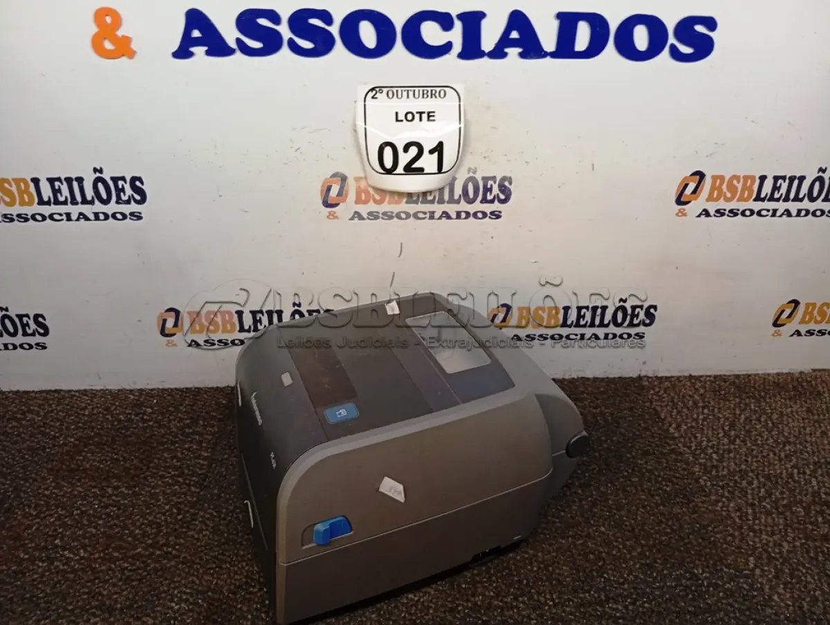 LOTE 021 - 01 IMPRESSORA DE ETIQUETAS MARCA INTERMEC MODELO MC43T. (NO ESTADO) ATENÇÃO! FAZER A VISITAÇÃO ANTES DE ARREMATAR, NÃO SABEMOS SE FUNCIONA. LEILÃO NÃO TEM GARANTIA E NEM DEVOLUÇÃO, SUJEITO A POSSÍVEIS AVARIAS VISÍVEIS/OCULTAS E/OU AUSÊNCIA DE COMPONENTES.