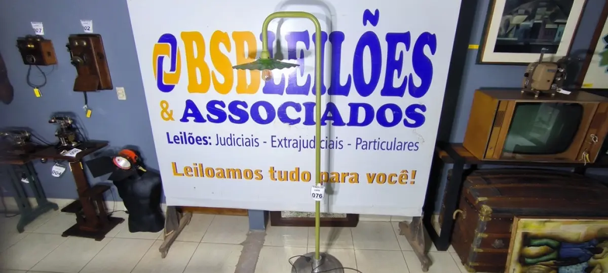 LOTE 076