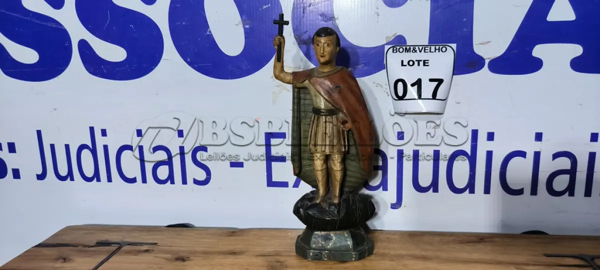 LOTE 017 - 01 IMAGEM SANTO SÉCULO XIX. (NO ESTADO)