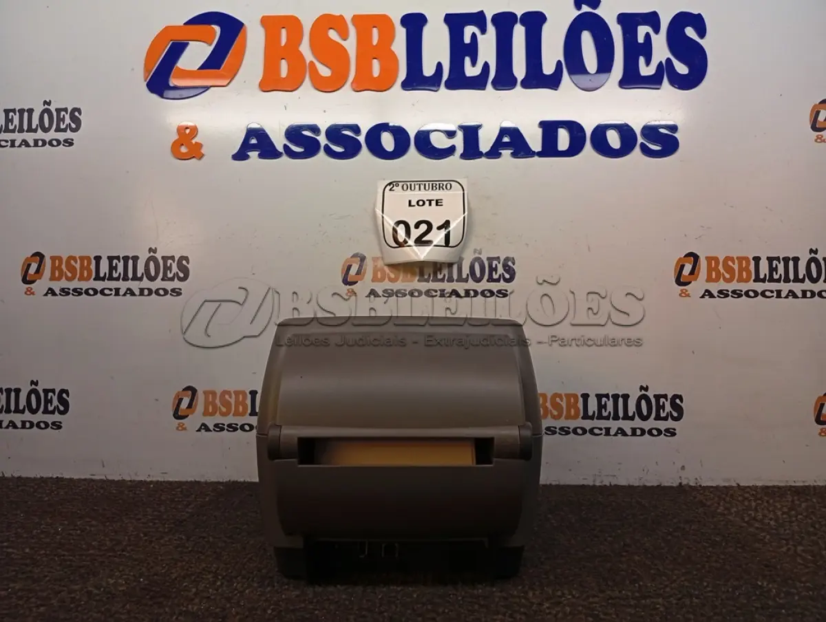 LOTE 021 - 01 IMPRESSORA DE ETIQUETAS MARCA INTERMEC MODELO MC43T. (NO ESTADO) ATENÇÃO! FAZER A VISITAÇÃO ANTES DE ARREMATAR, NÃO SABEMOS SE FUNCIONA. LEILÃO NÃO TEM GARANTIA E NEM DEVOLUÇÃO, SUJEITO A POSSÍVEIS AVARIAS VISÍVEIS/OCULTAS E/OU AUSÊNCIA DE COMPONENTES.
