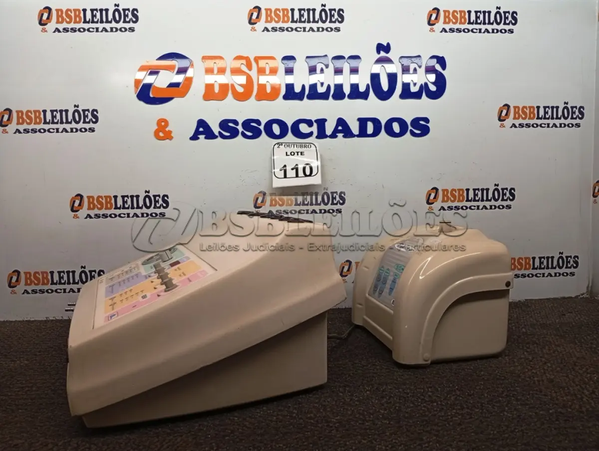 LOTE 110 - 01 APARELHO PARA ESTÉTICA CK MODELO G5V E 01 DERMOSTEAM IBRAMED. (NO ESTADO) ATENÇÃO! FAZER A VISITAÇÃO ANTES DE ARREMATAR, NÃO SABEMOS SE FUNCIONA. LEILÃO NÃO TEM GARANTIA E NEM DEVOLUÇÃO, SUJEITO A POSSÍVEIS AVARIAS VISÍVEIS/OCULTAS E/OU AUSÊNCIA DE COMPONENTES.