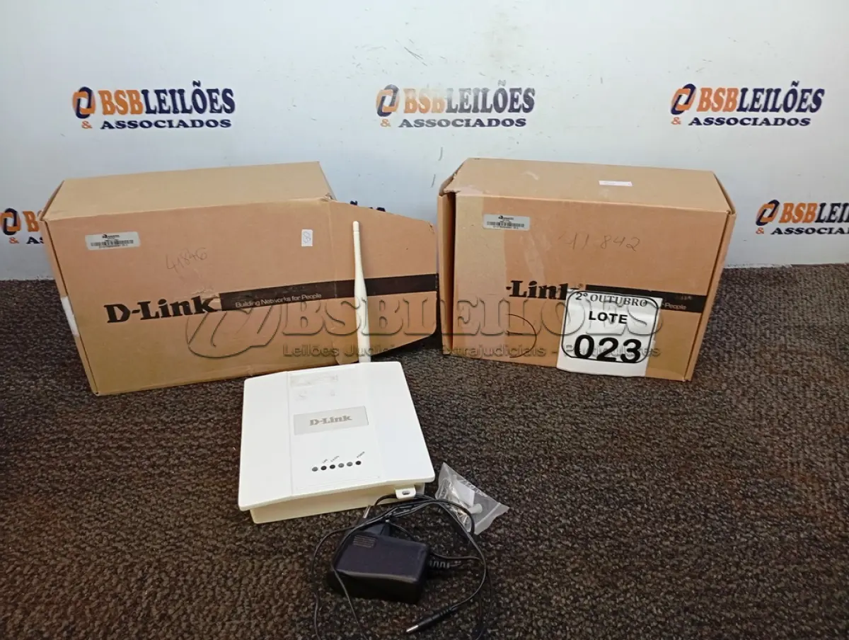 LOTE 023 - 02 ROTEADORES TP LINK. (NO ESTADO) ATENÇÃO! FAZER A VISITAÇÃO ANTES DE ARREMATAR, NÃO SABEMOS SE FUNCIONA. LEILÃO NÃO TEM GARANTIA E NEM DEVOLUÇÃO, SUJEITO A POSSÍVEIS AVARIAS VISÍVEIS/OCULTAS E/OU AUSÊNCIA DE COMPONENTES.
