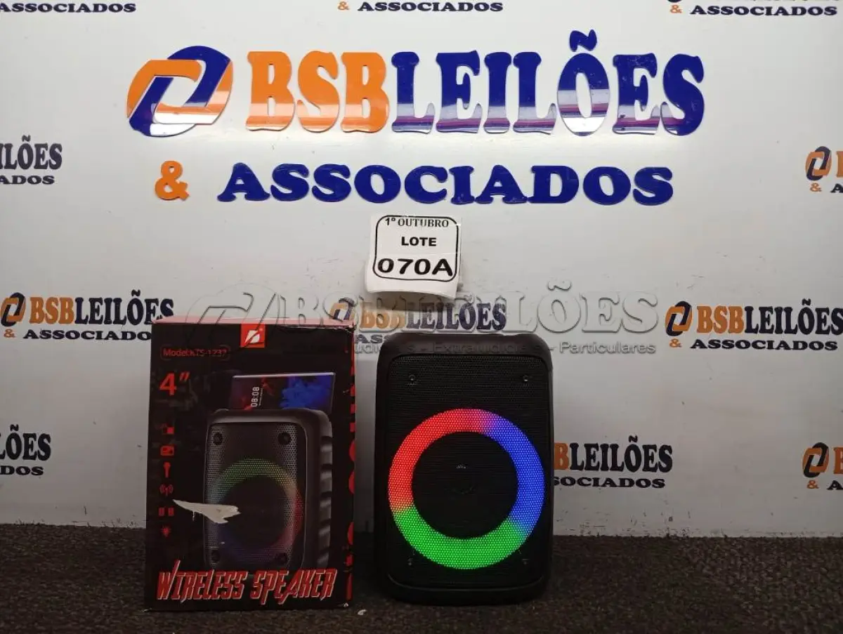 LOTE 070 - 01 CAIXA DE SOM WIRELESS SPEAKER MODELO KTS-1237. (NO ESTADO) ATENÇÃO! FAZER A VISITAÇÃO ANTES DE ARREMATAR, NÃO SABEMOS SE FUNCIONA. LEILÃO NÃO TEM GARANTIA E NEM DEVOLUÇÃO, SUJEITO A POSSÍVEIS AVARIAS VISÍVEIS/OCULTAS E/OU AUSÊNCIA DE COMPONENTES.