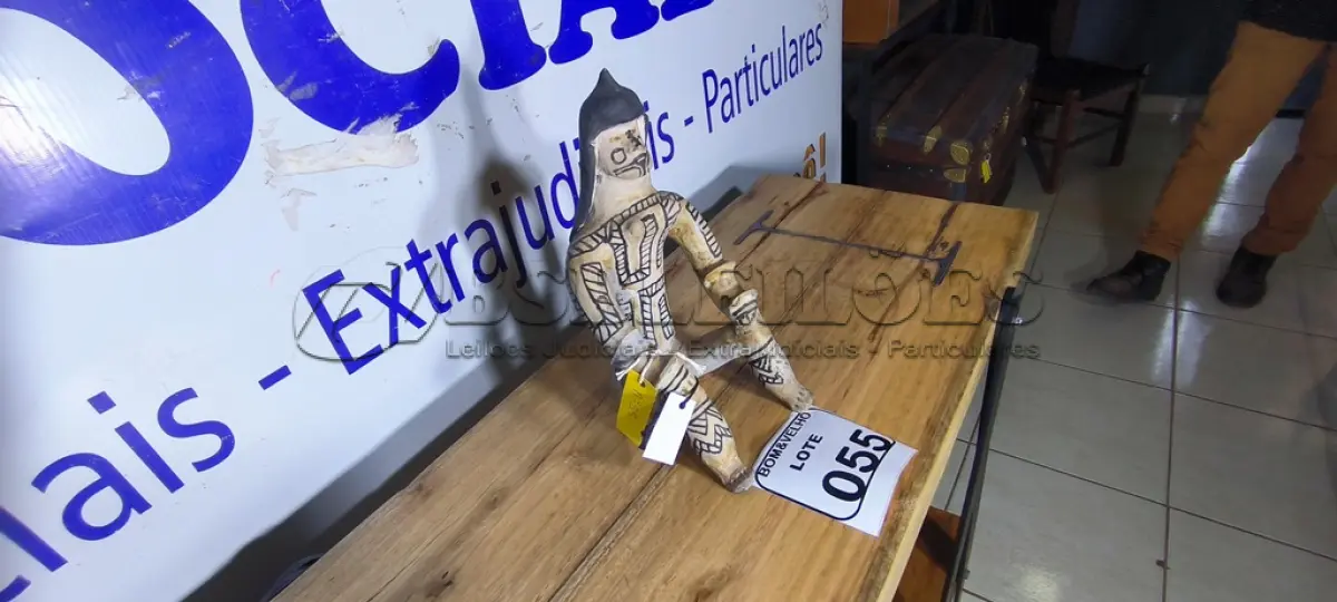 LOTE 055 - 01 BONECA RITXOKO KARAJA (NO ESTADO)