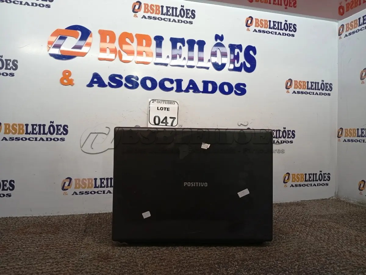 LOTE 047 - 01 NOTEBOOK MARCA POSITIVOS FONTE. (NO ESTADO) ATENÇÃO! FAZER A VISITAÇÃO ANTES DE ARREMATAR, NÃO SABEMOS SE FUNCIONA. LEILÃO NÃO TEM GARANTIA E NEM DEVOLUÇÃO, SUJEITO A POSSÍVEIS AVARIAS VISÍVEIS/OCULTAS E/OU AUSÊNCIA DE COMPONENTES.